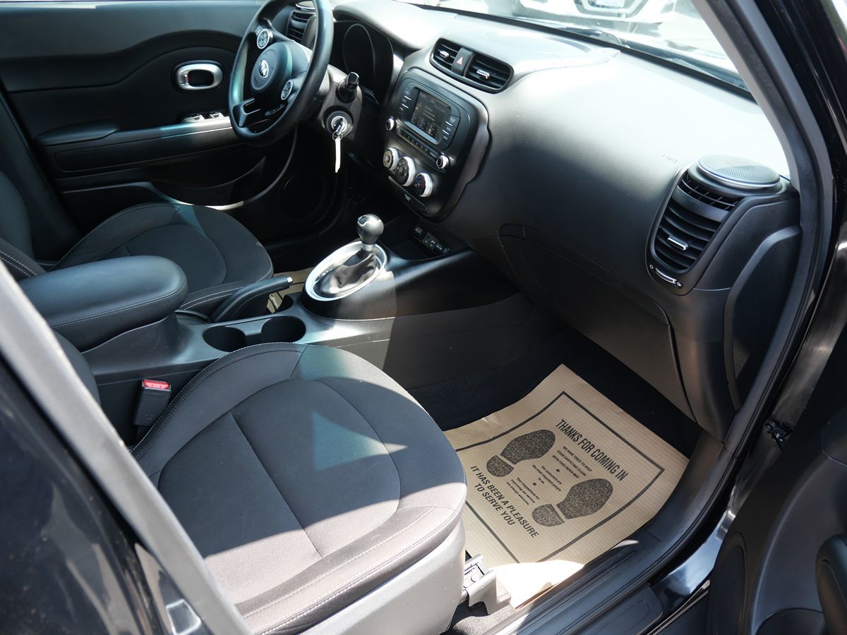 Vehicle image 26 of 43