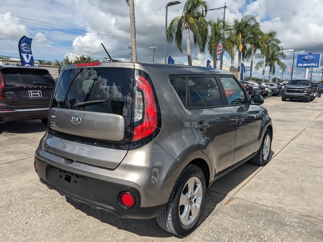 Vehicle image 7 of 28