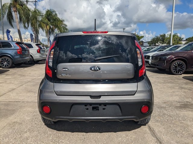Vehicle image 8 of 28