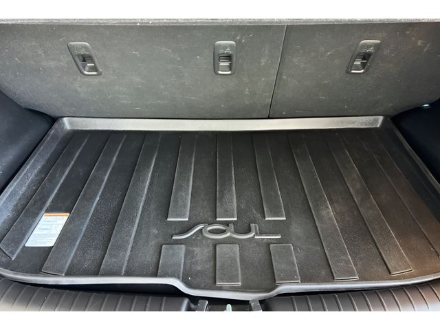 Vehicle image 8 of 36
