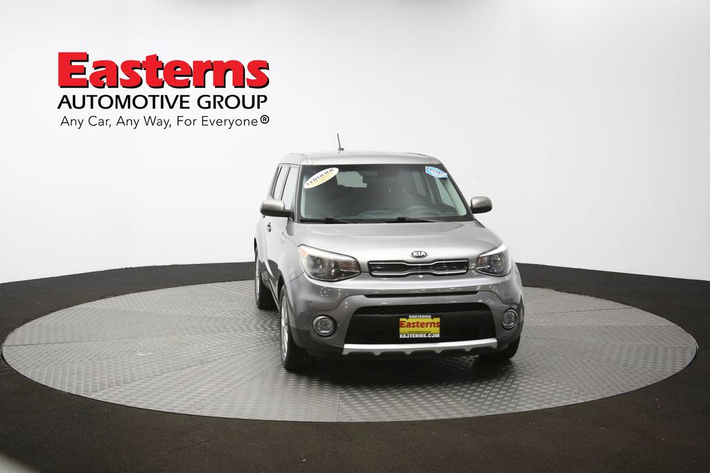 Vehicle image 27 of 62
