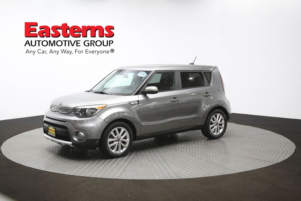 Vehicle image 31 of 62