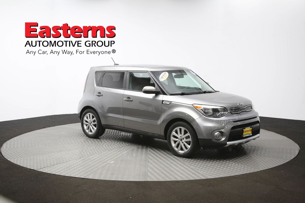 Vehicle image 25 of 62