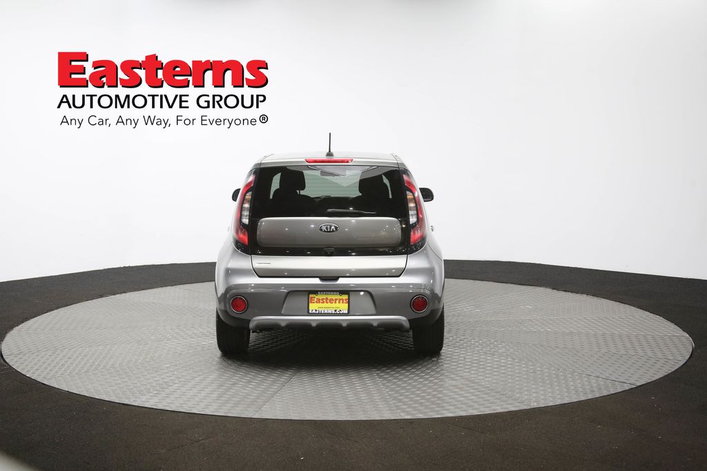 Vehicle image 5 of 62