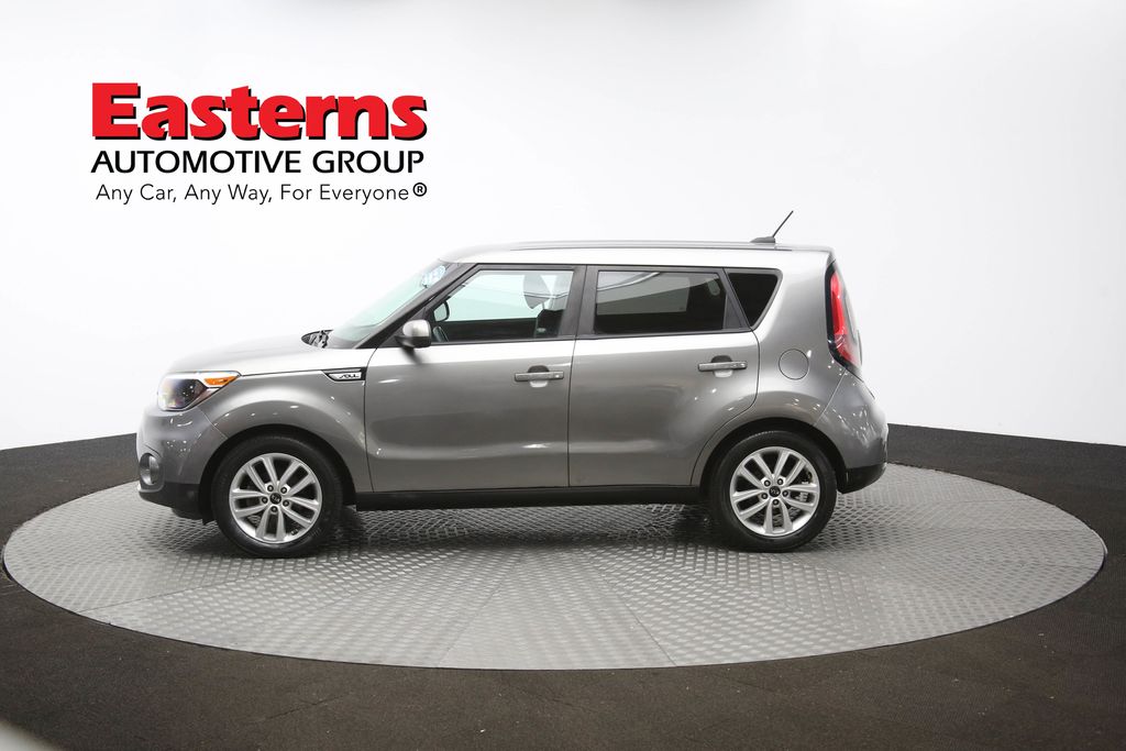 Vehicle image 2 of 62