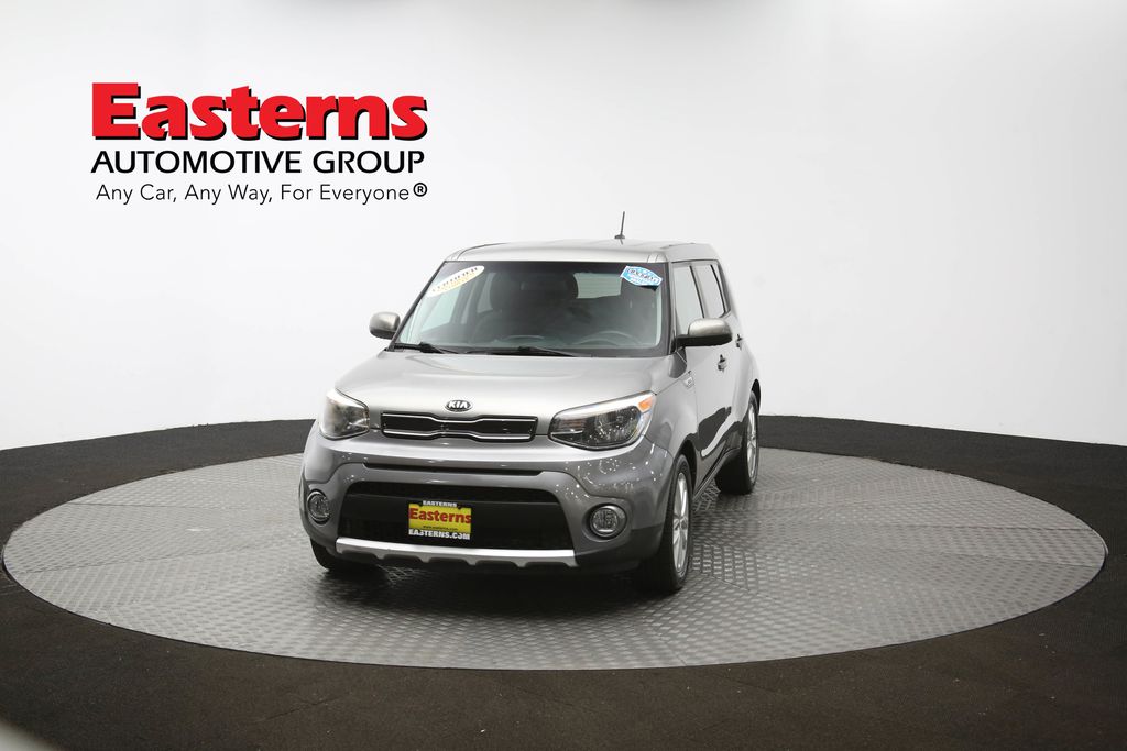 Vehicle image 28 of 62