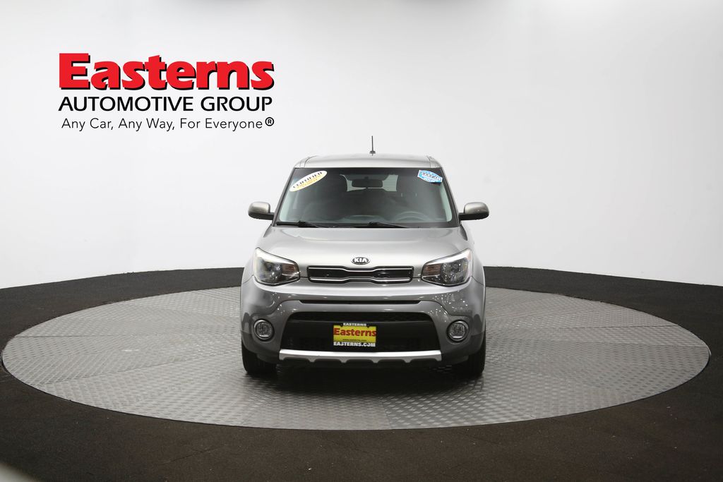 Vehicle image 4 of 62