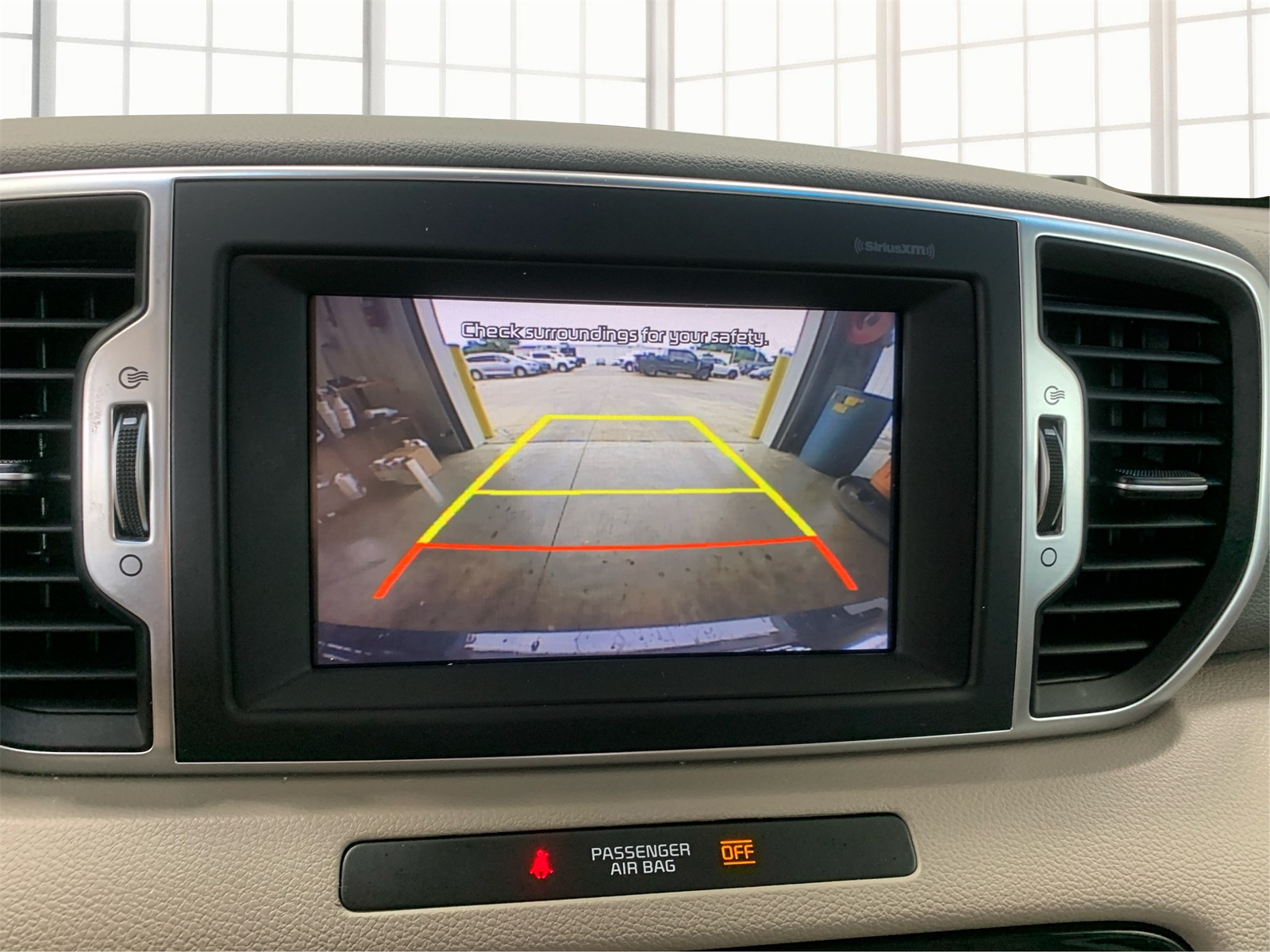 Vehicle image 22 of 31