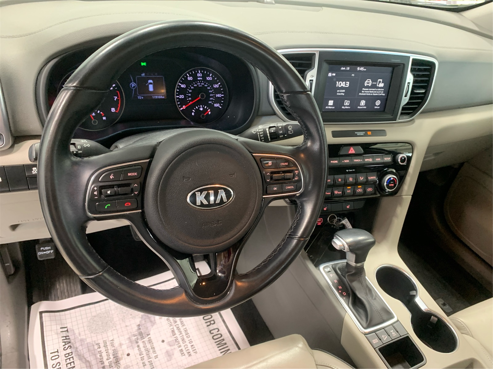 Vehicle image 19 of 31
