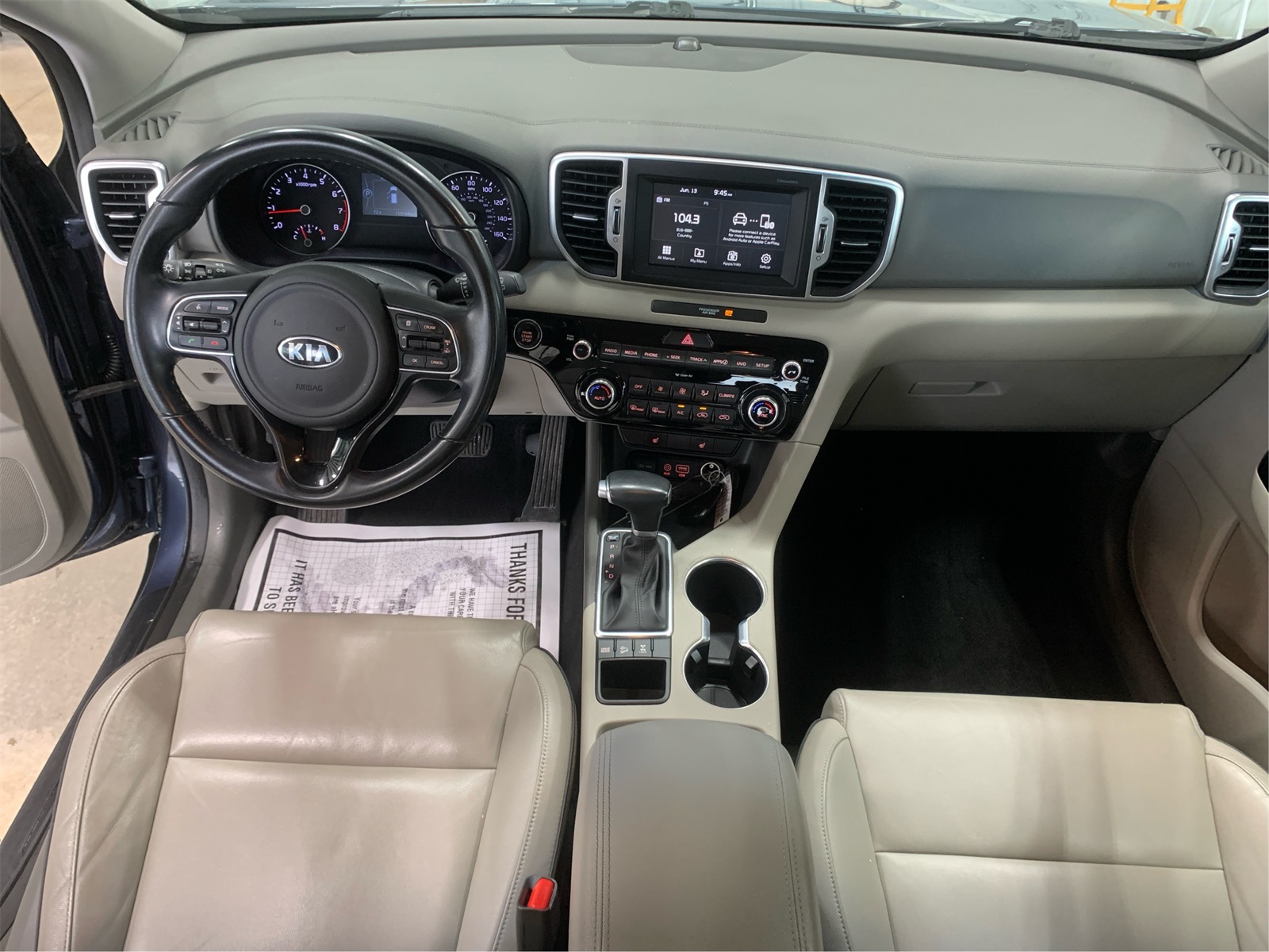 Vehicle image 18 of 31