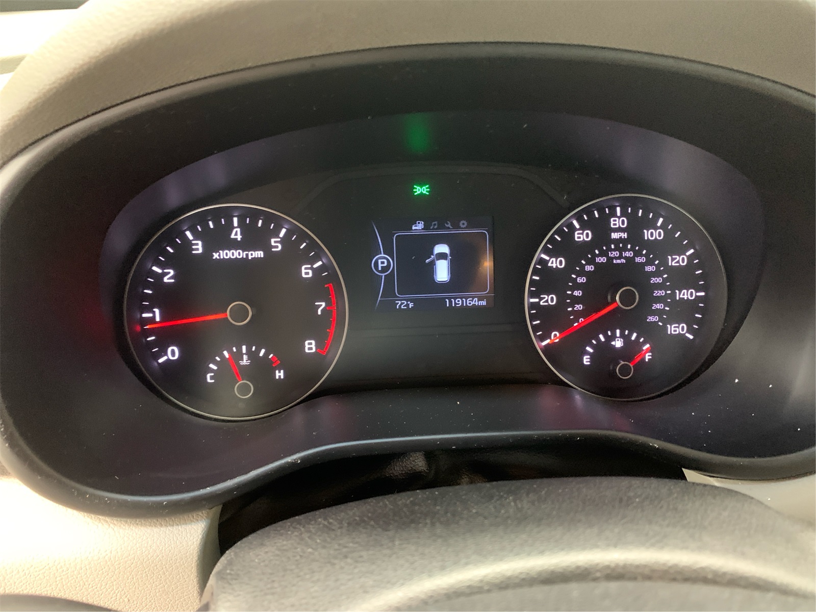Vehicle image 21 of 31