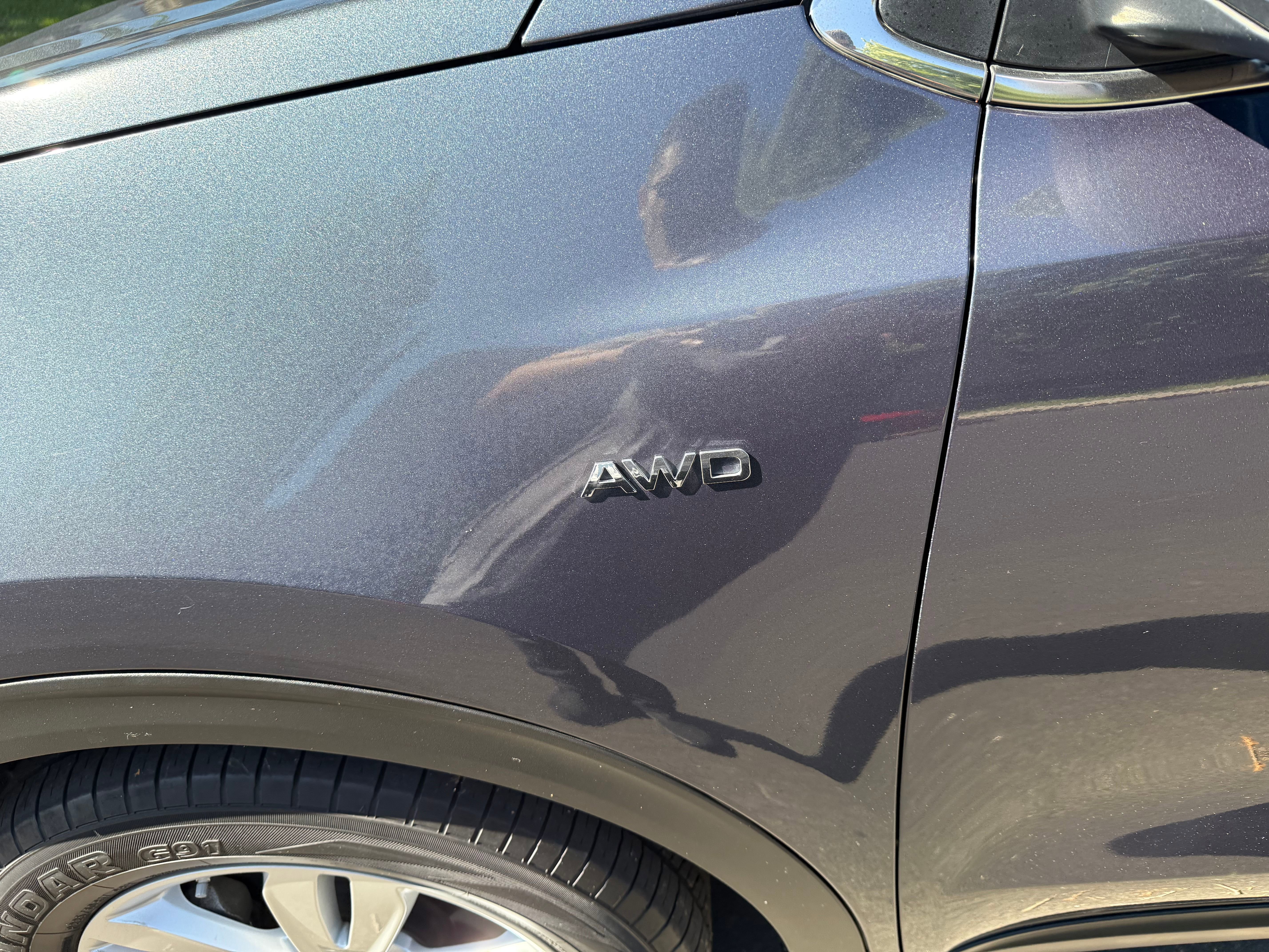Vehicle image 7 of 23