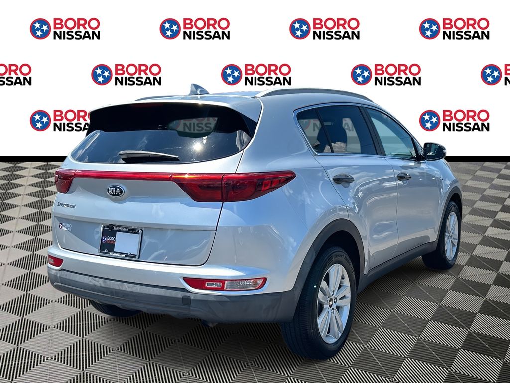 Vehicle image 5 of 41