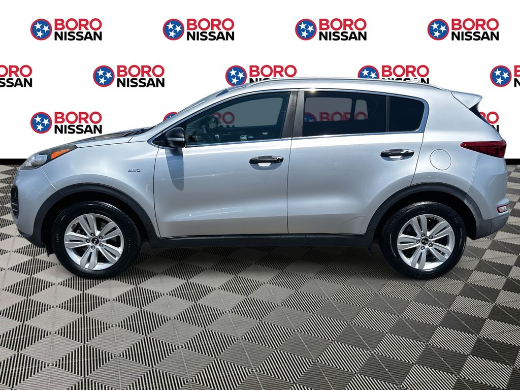 Vehicle image 8 of 41