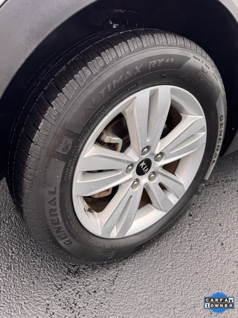 Vehicle image 9 of 31