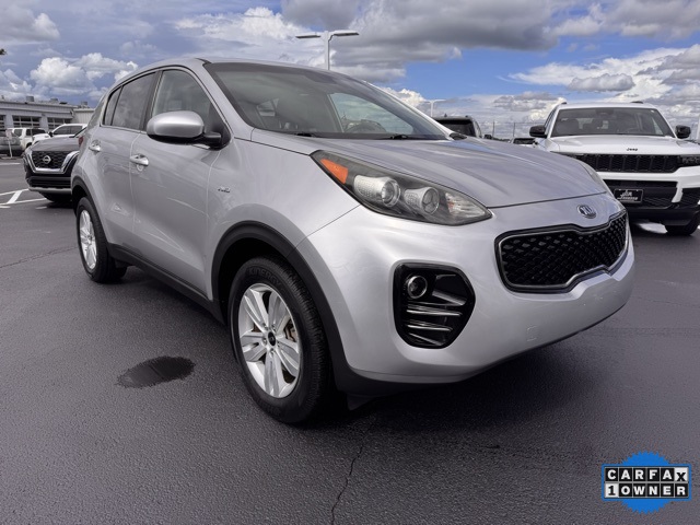 Vehicle image 3 of 31