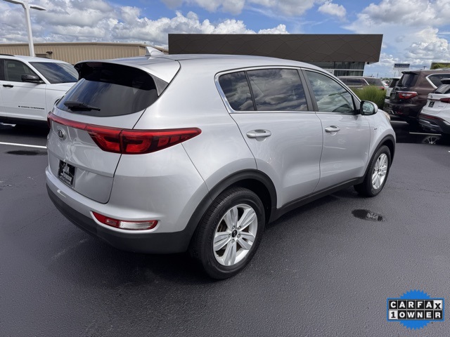 Vehicle image 5 of 31