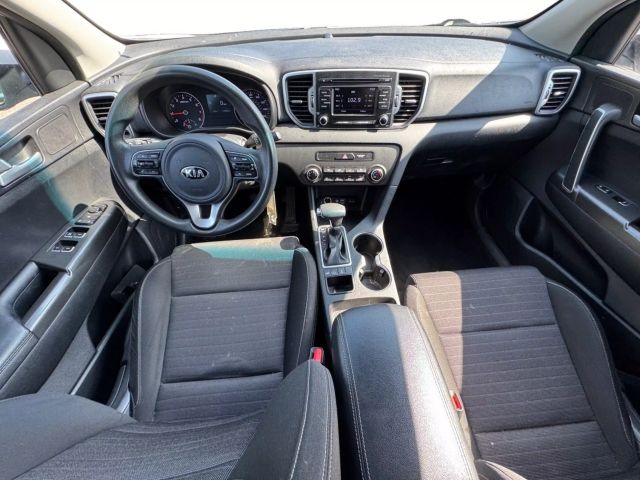 Vehicle image 16 of 21