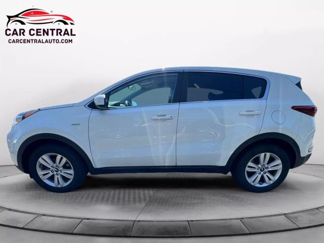 Vehicle image 8 of 21