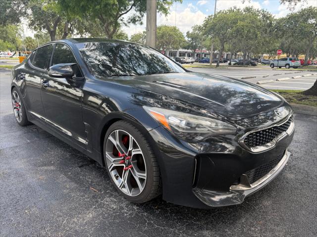 2018 Kia Stinger GT1 Image 3 of 27
