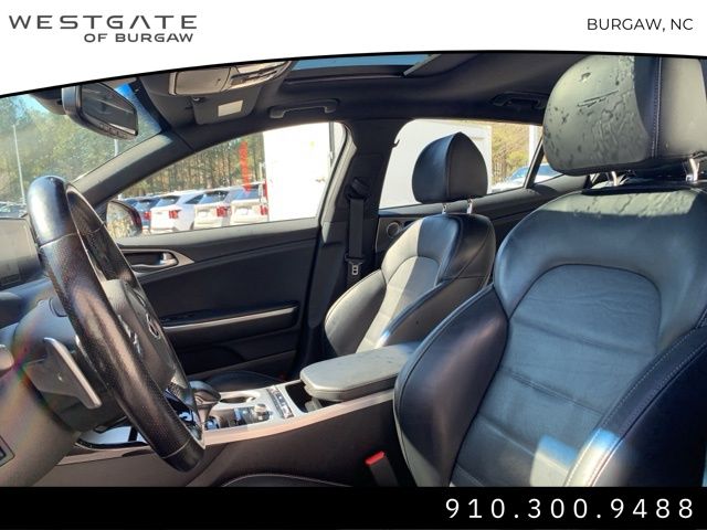 Vehicle image 18 of 38
