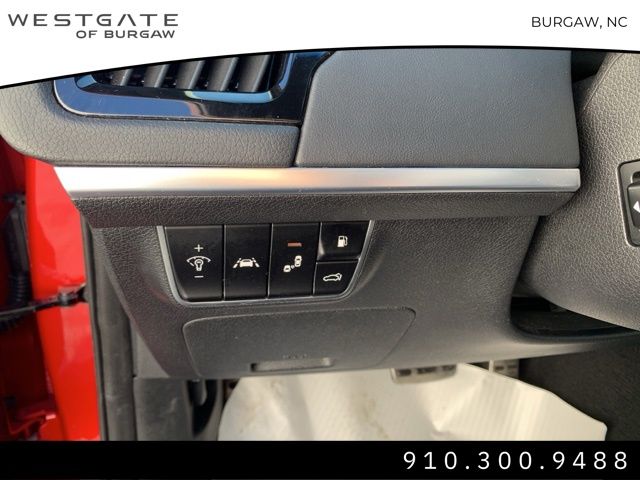 Vehicle image 20 of 38