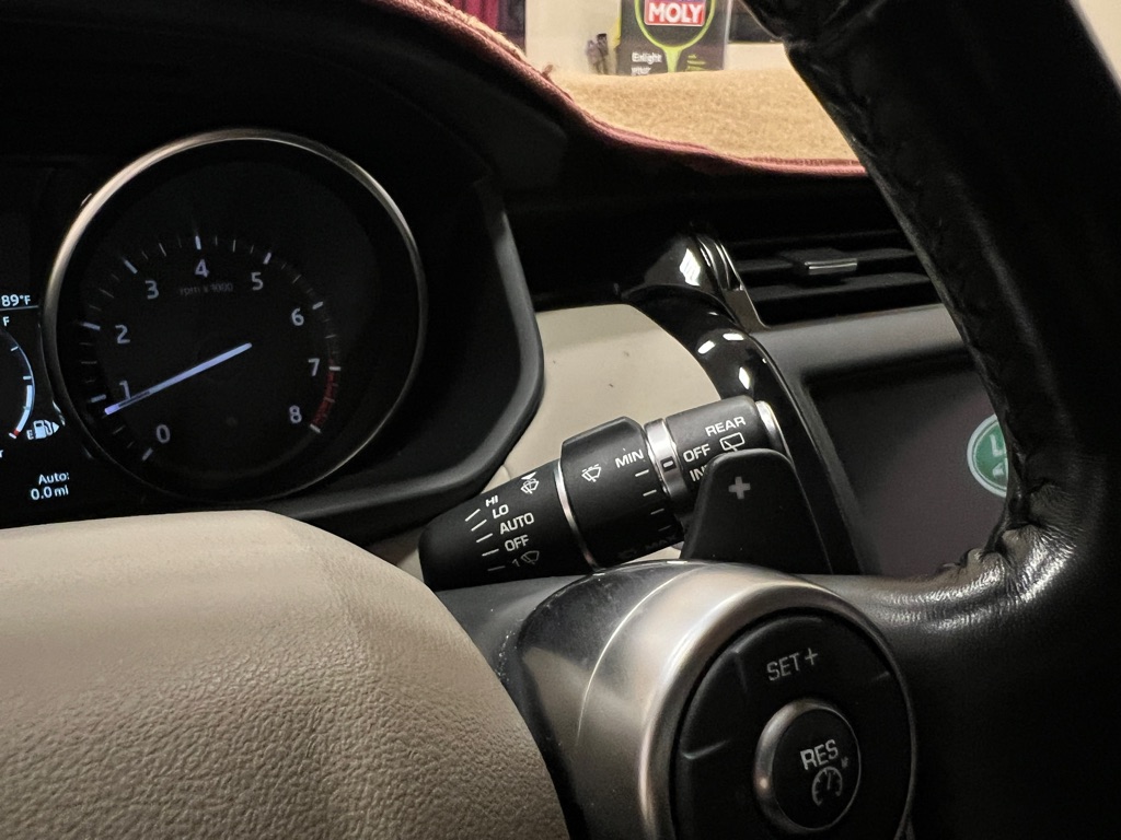Vehicle image 29 of 48