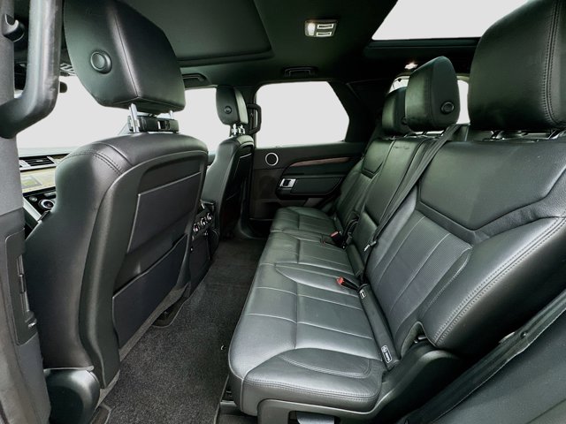 Vehicle image 19 of 20