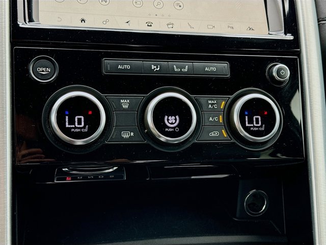 Vehicle image 12 of 20