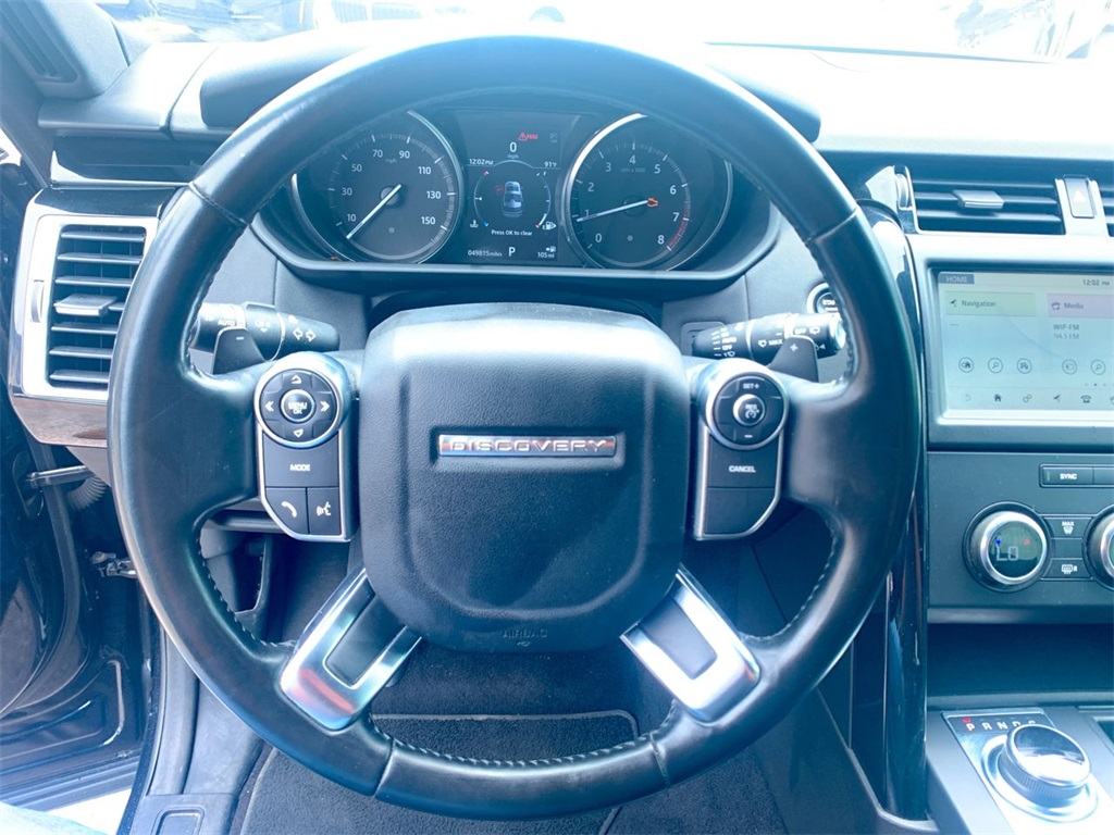 Vehicle image 13 of 26