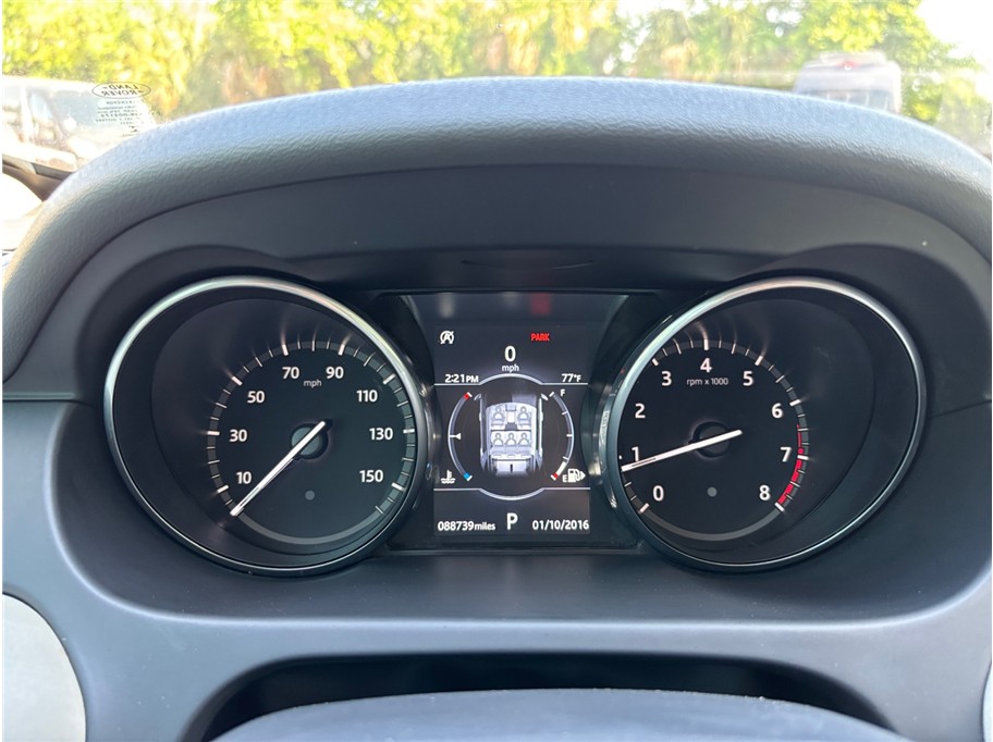 Vehicle image 24 of 45