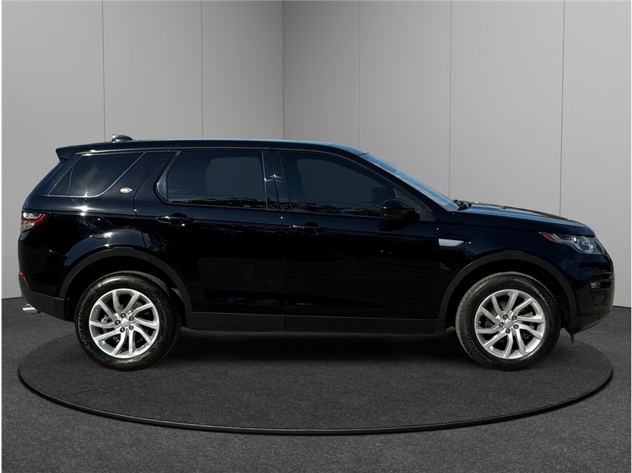 Vehicle image 4 of 45