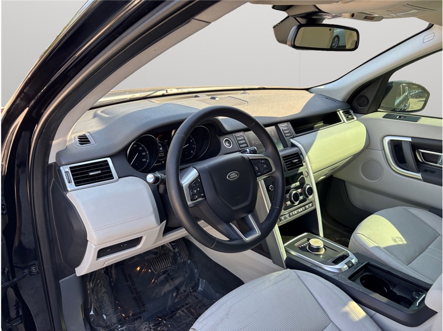 Vehicle image 11 of 45