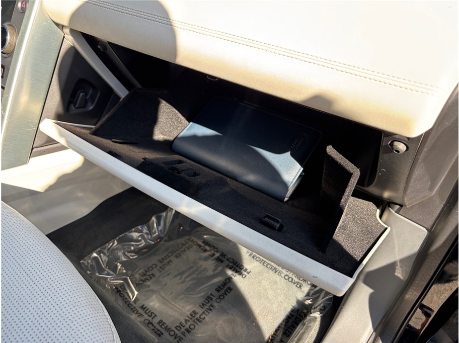 Vehicle image 41 of 45
