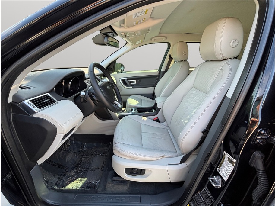 Vehicle image 10 of 45