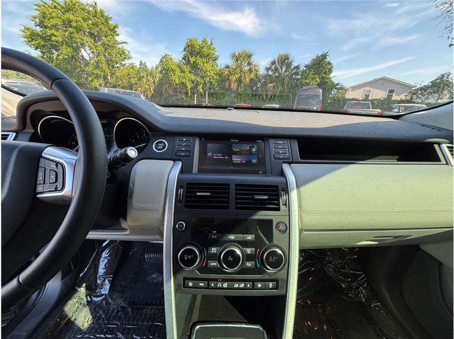 Vehicle image 12 of 45