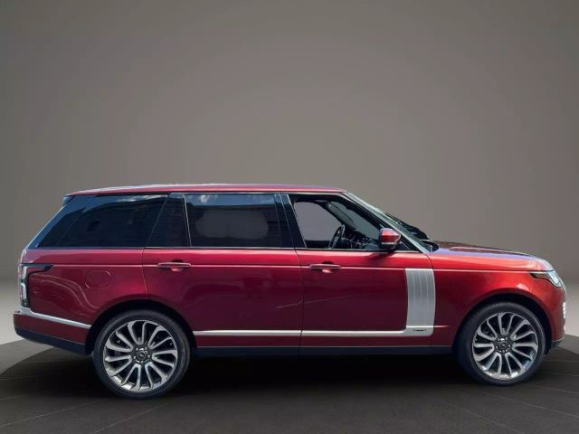 2018 Land Rover Range Rover Autobiography Image 4 of 34