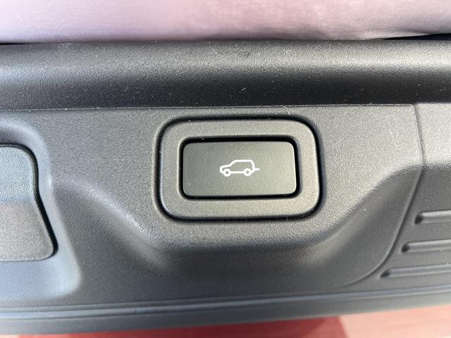 2018 Land Rover Range Rover Autobiography Image 32 of 34