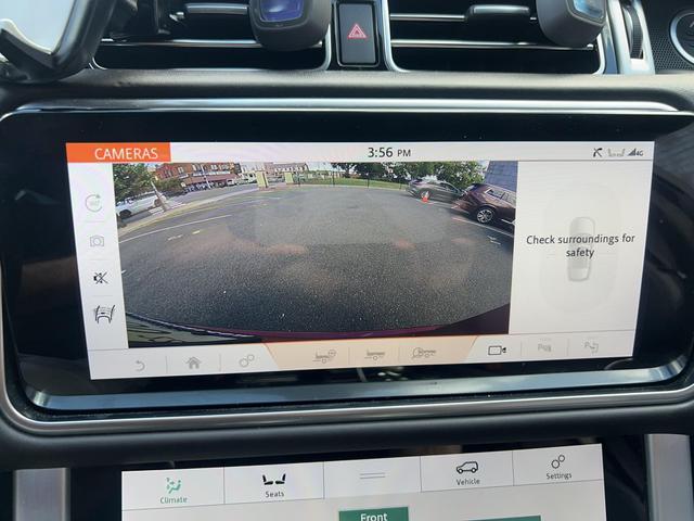 2018 Land Rover Range Rover Autobiography Image 17 of 34