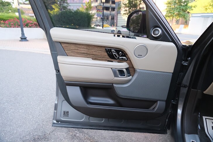 Vehicle image 18 of 47