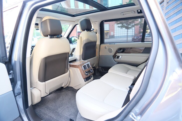 Vehicle image 21 of 47