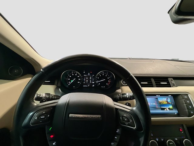 2018 Land Rover Range Rover Evoque SE Image 15 of 25