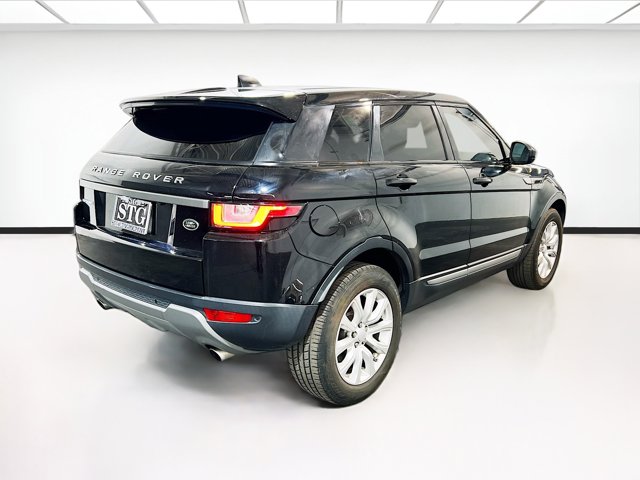 2018 Land Rover Range Rover Evoque SE Image 5 of 25