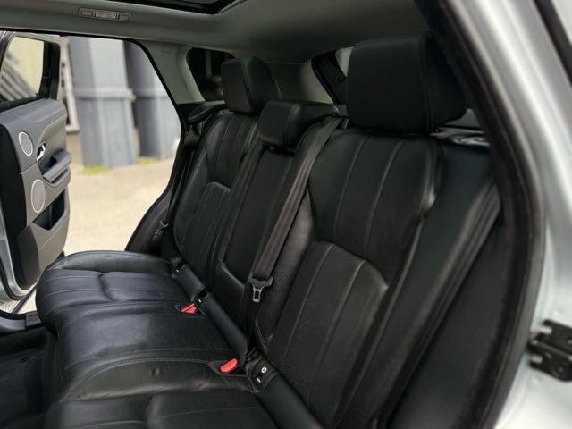 Vehicle image 14 of 35