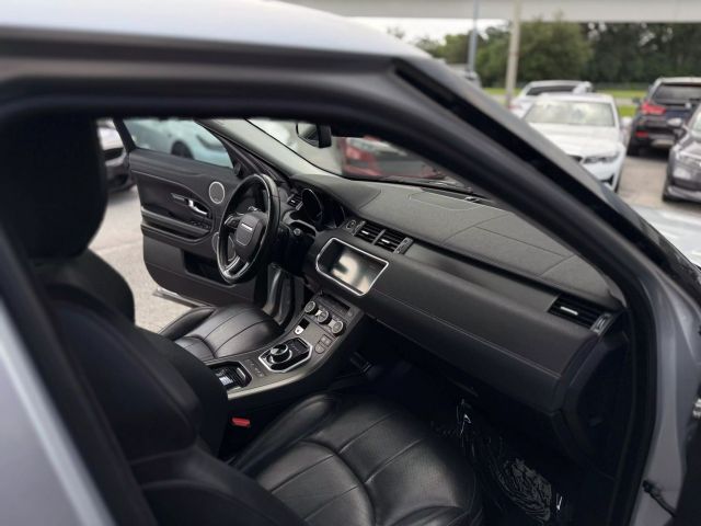 Vehicle image 20 of 35