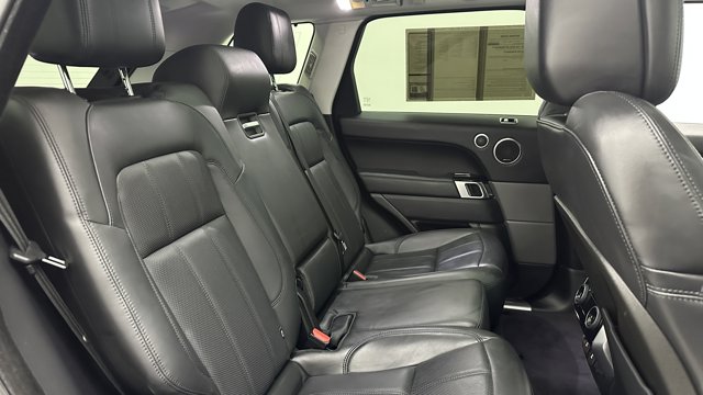 Vehicle image 36 of 44