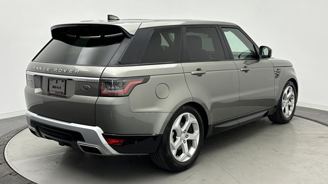 Vehicle image 4 of 44