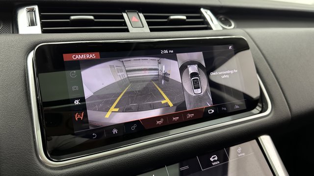 Vehicle image 14 of 44