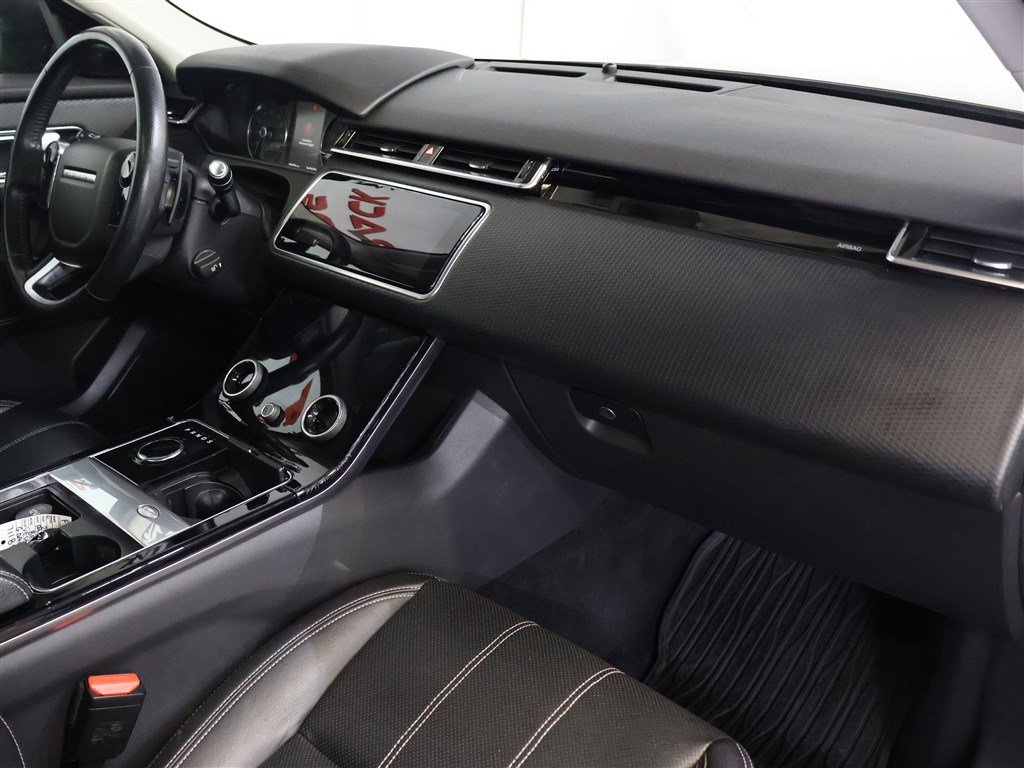 Vehicle image 20 of 29
