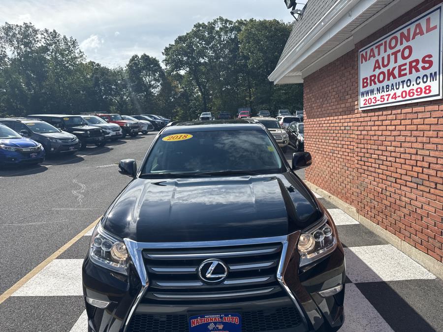 2018 Lexus GX Image 3 of 57